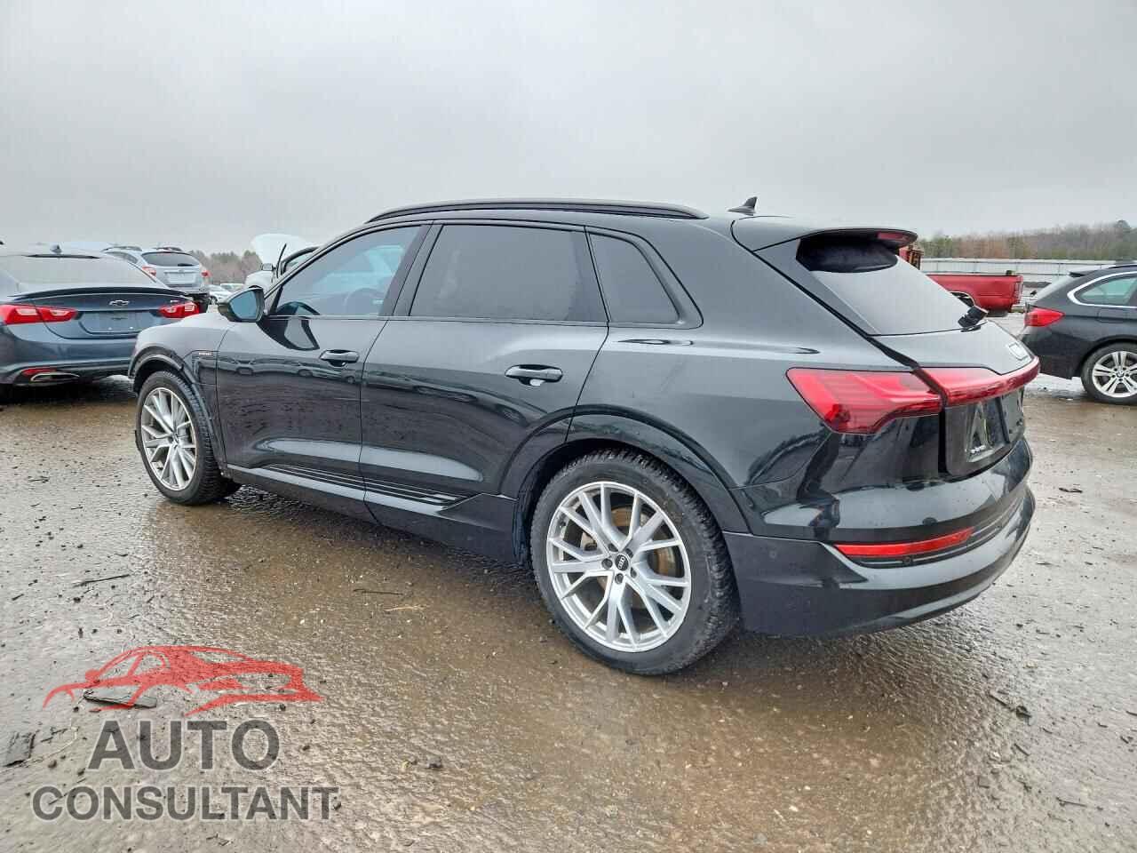 AUDI E-TRON 2021 - WA1VAAGE0MB016455