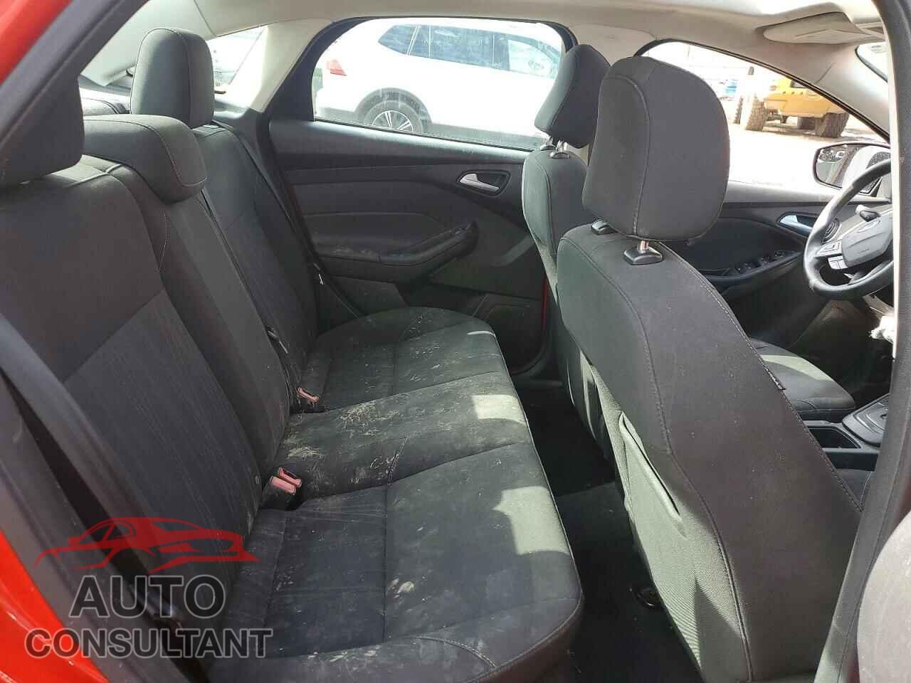 FORD FOCUS 2016 - 1FADP3F22GL217698