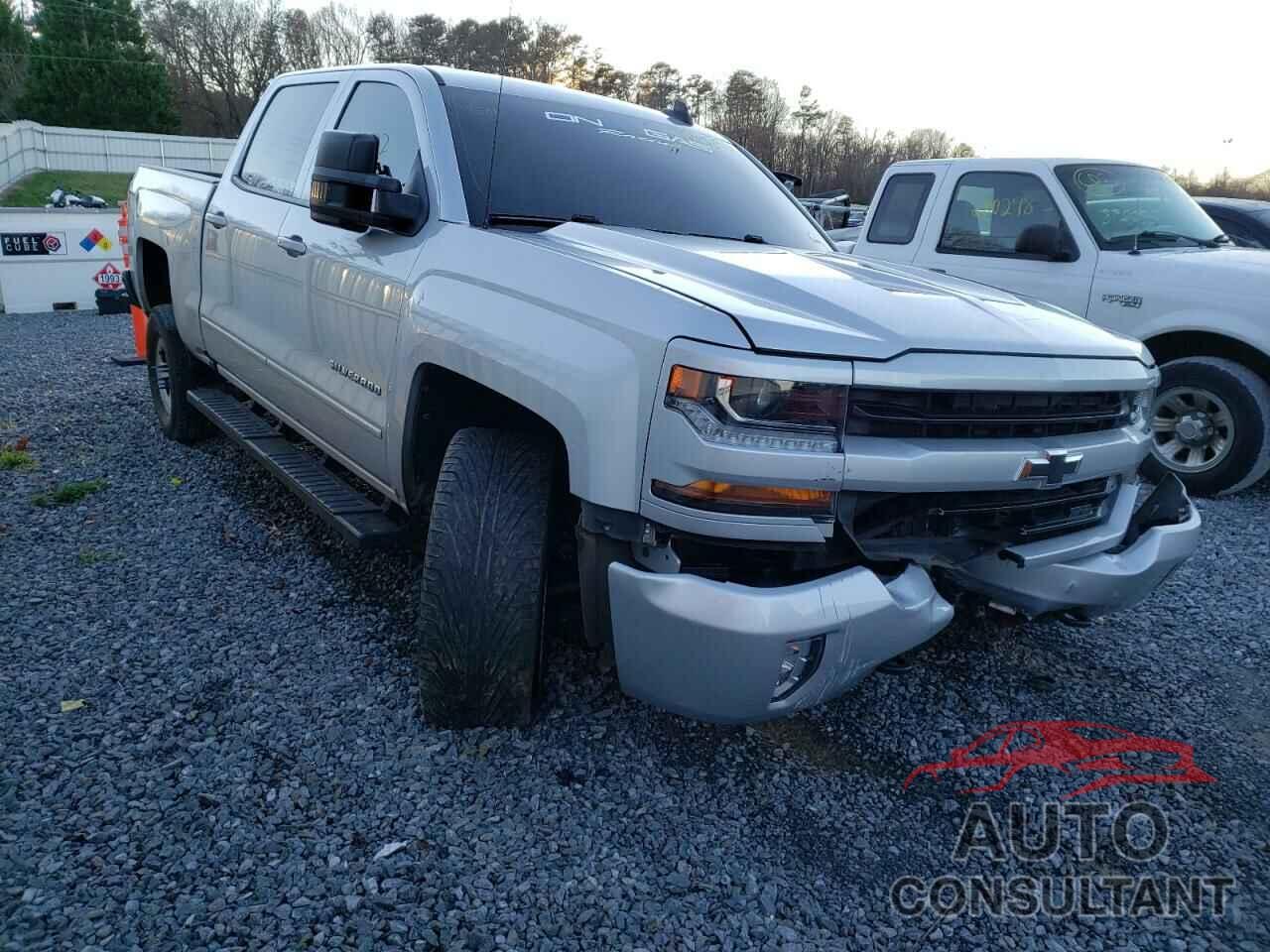 CHEVROLET SILVERADO 2018 - 3GCUKREC7JG153281