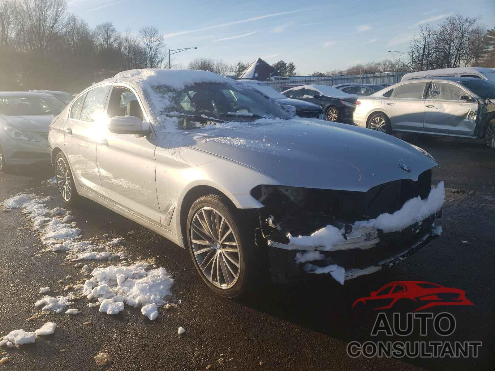 BMW 5 SERIES 2018 - WBAJA7C55JWA72456