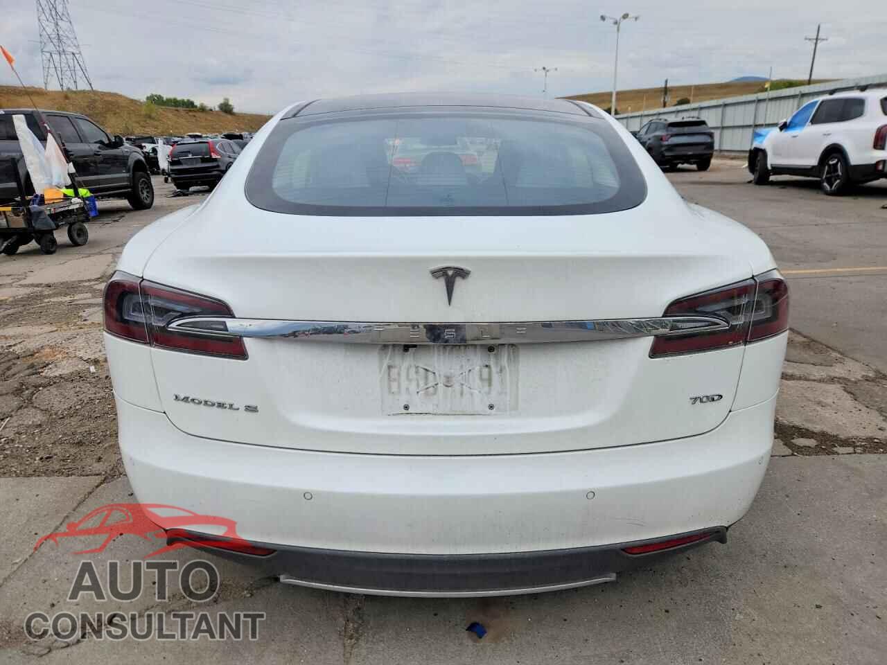 TESLA MODEL S 2015 - 5YJSA1S23FF091544