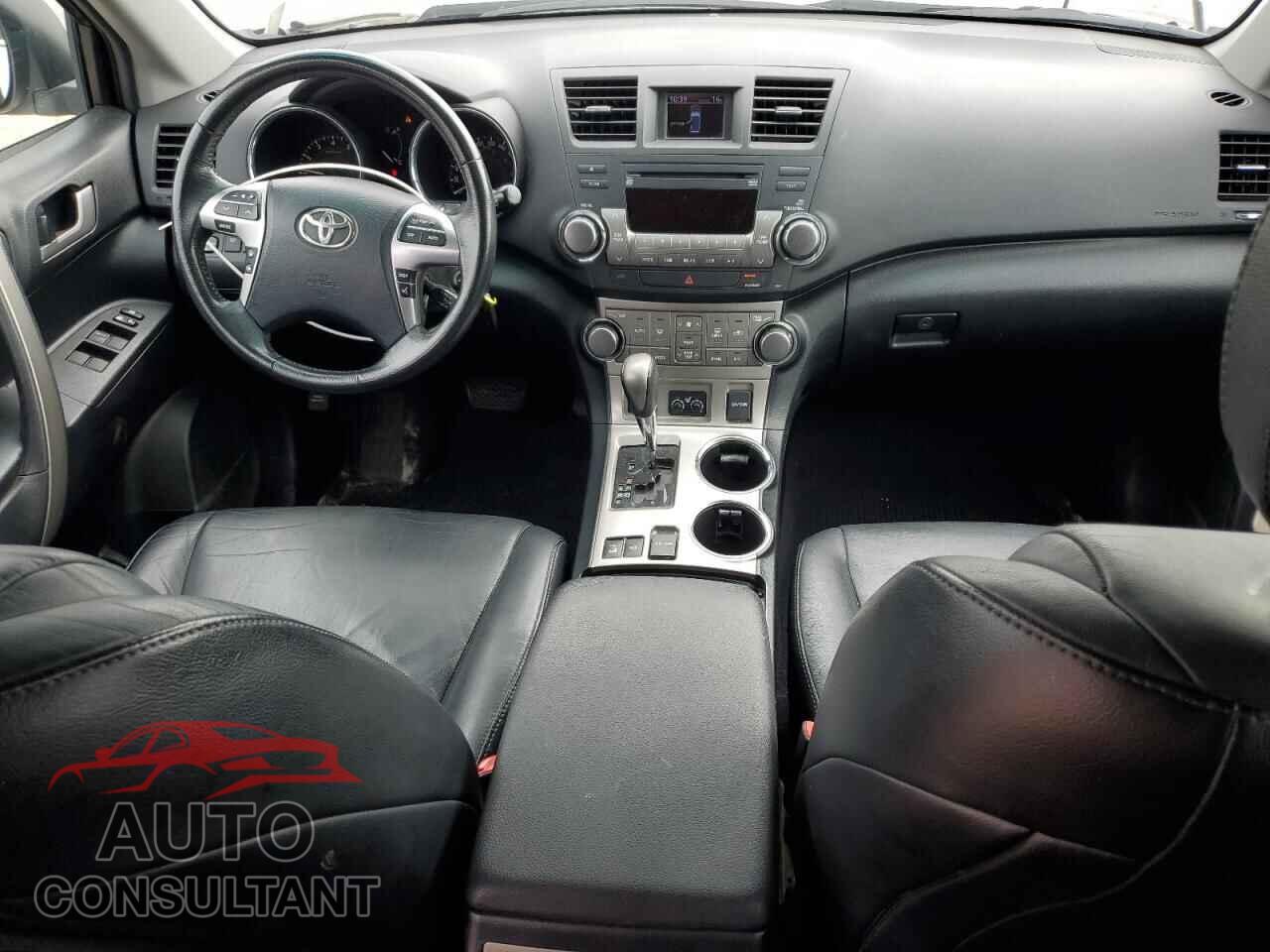 TOYOTA HIGHLANDER 2012 - 5TDBK3EH4CS154425