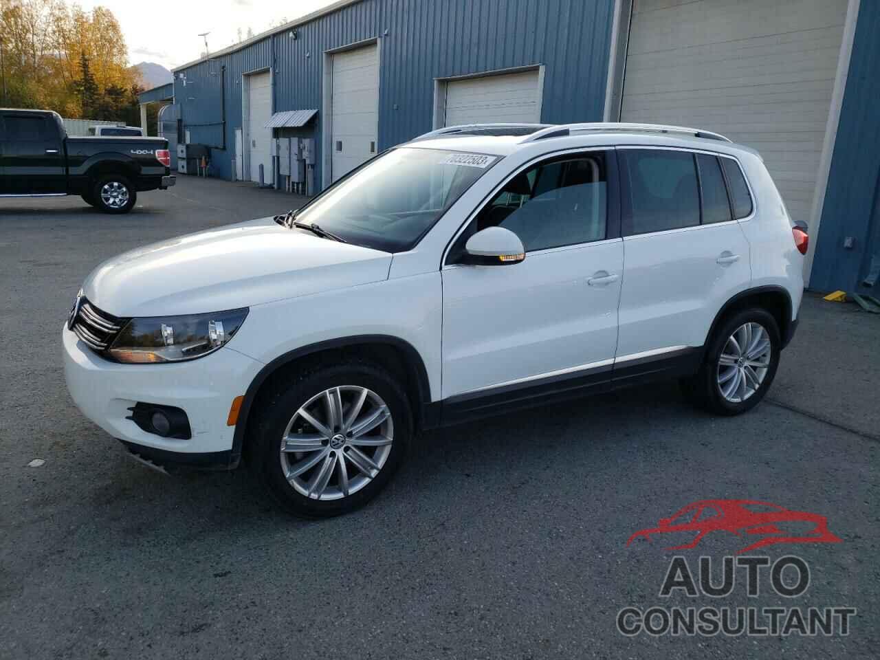 VOLKSWAGEN TIGUAN 2015 - WVGBV7AXXFW573357