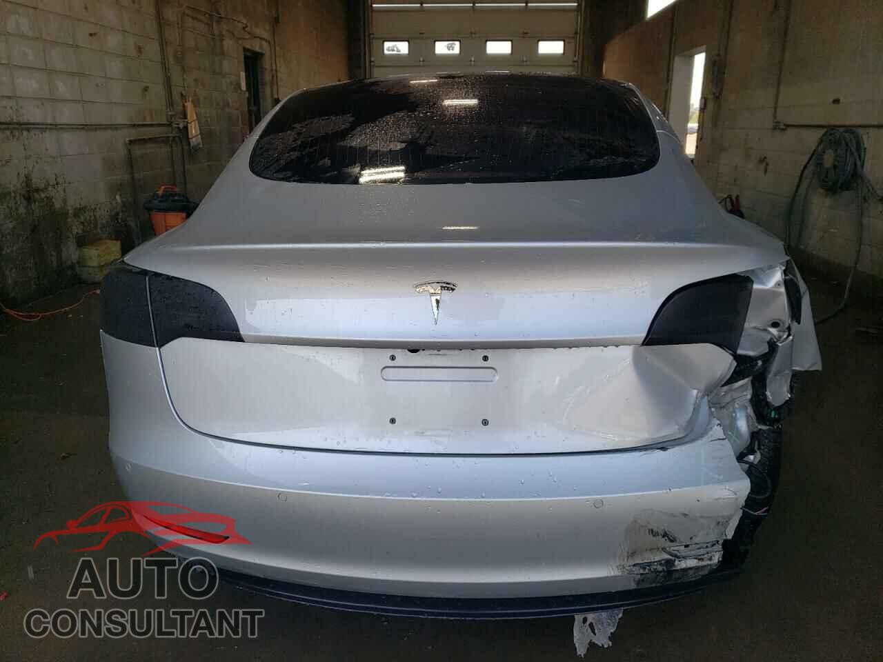 TESLA MODEL 3 2018 - 5YJ3E1EA1JF034814