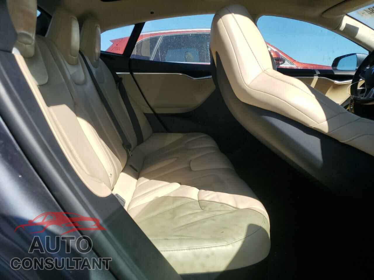 TESLA MODEL S 2016 - 5YJSA1E15GF127724