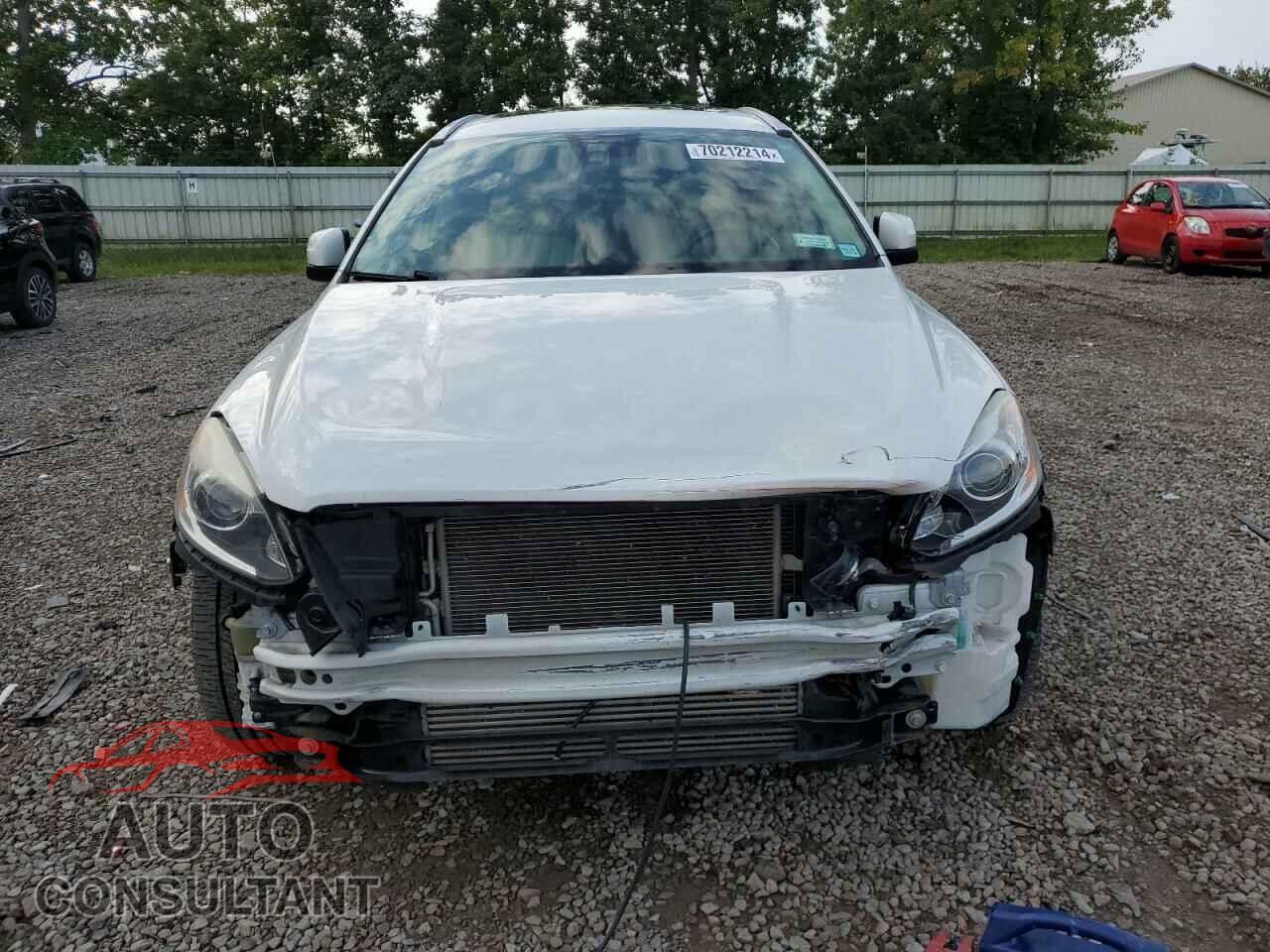 VOLVO XC60 2017 - YV449MRU6H2024949