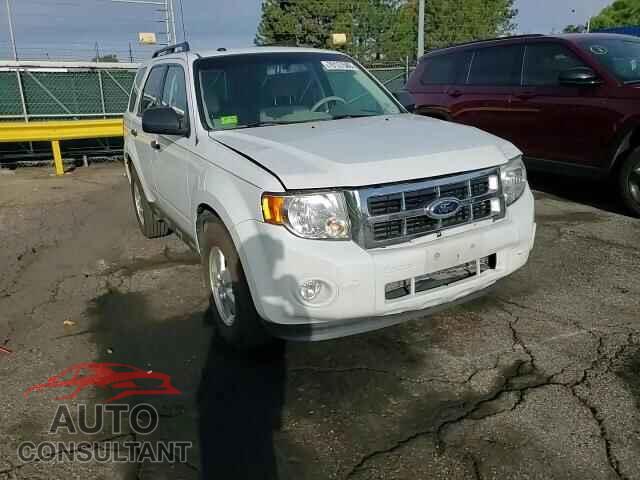 FORD ESCAPE 2010 - 1FMCU9DG8AKD28362