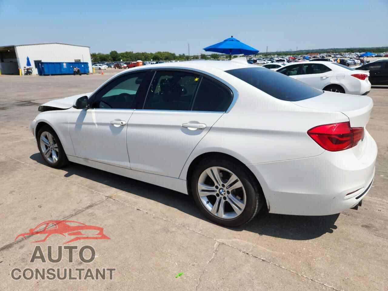 BMW 3 SERIES 2017 - WBA8B9C55HK676448