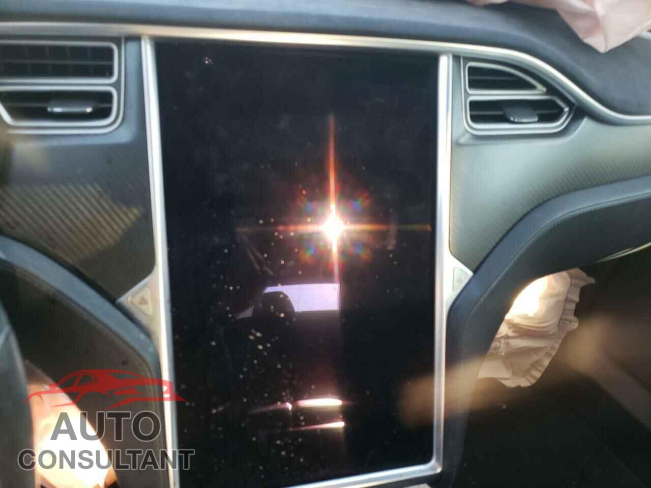 TESLA MODEL S 2016 - 5YJSA1E21GF172264