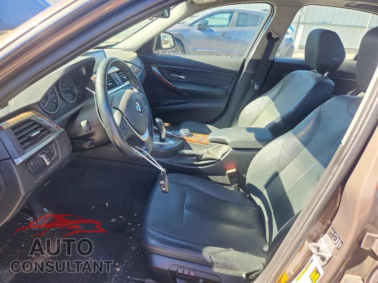 BMW 3 SERIES 2014 - WBA3B3G52ENR84902