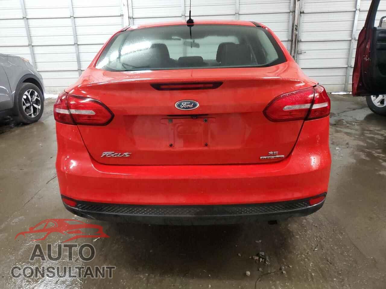 FORD FOCUS 2015 - 1FADP3F22FL206568
