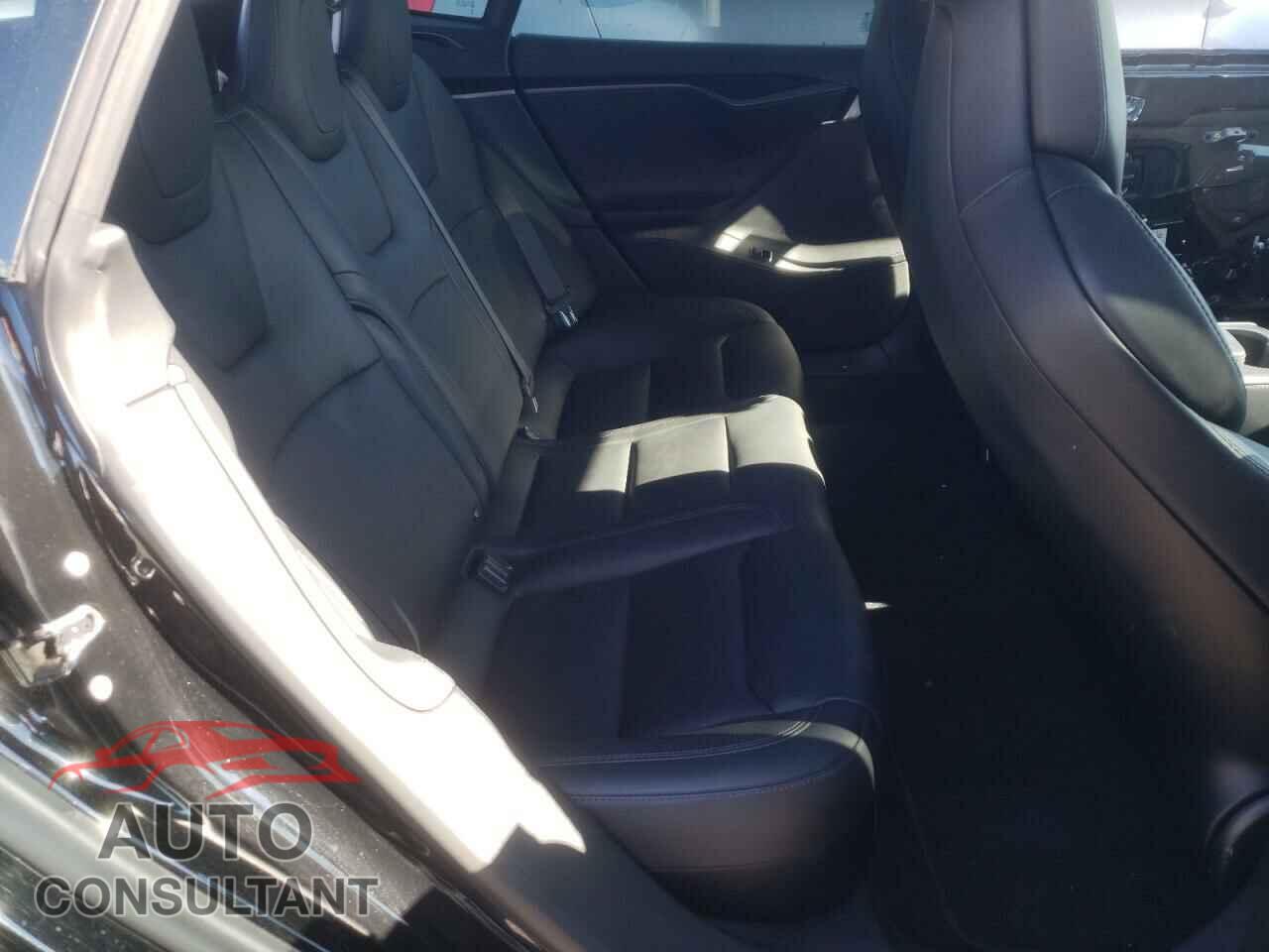 TESLA MODEL S 2018 - 5YJSA1E26JF292455