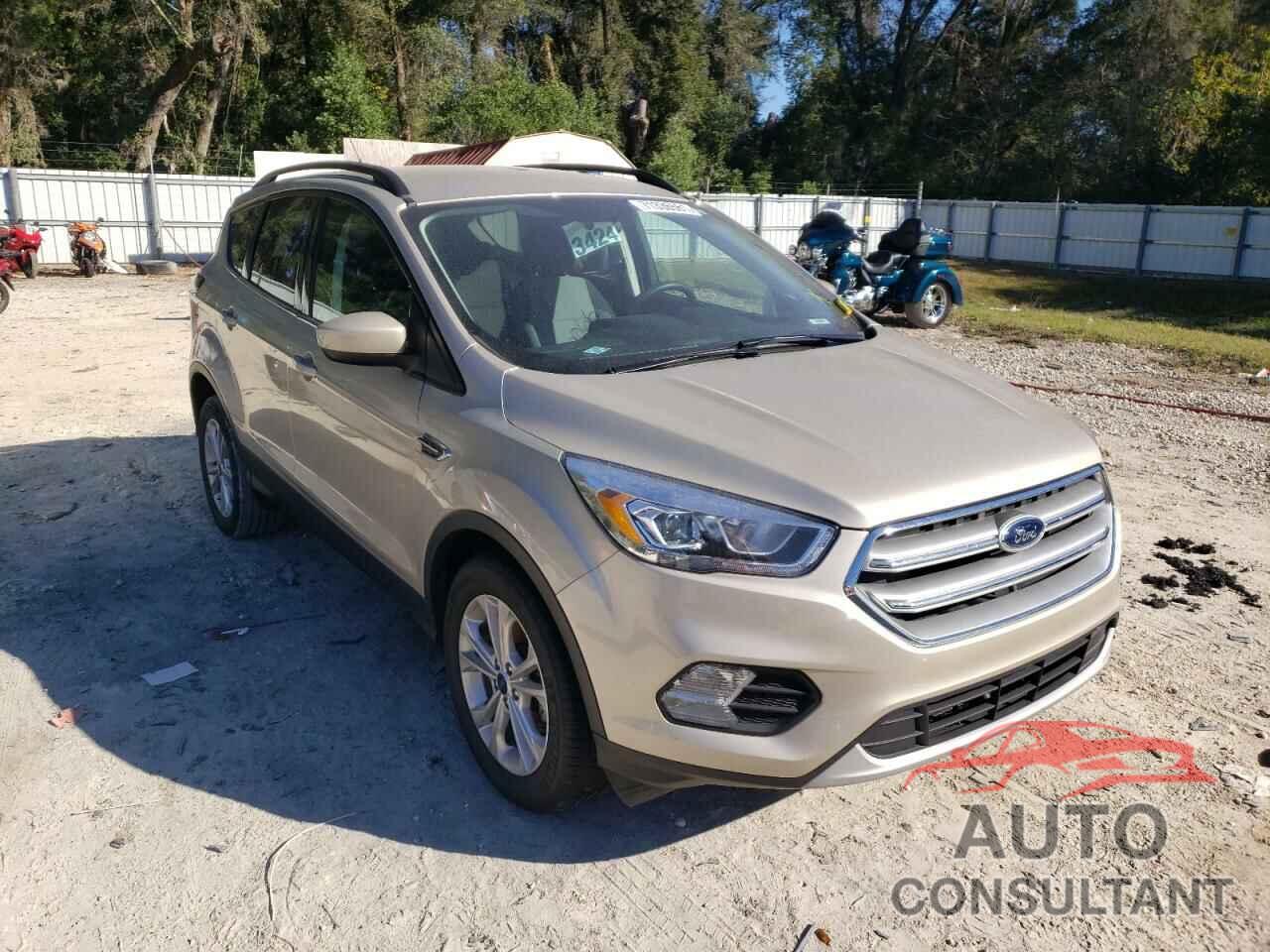 FORD ESCAPE 2017 - 1FMCU0GD6HUD83047