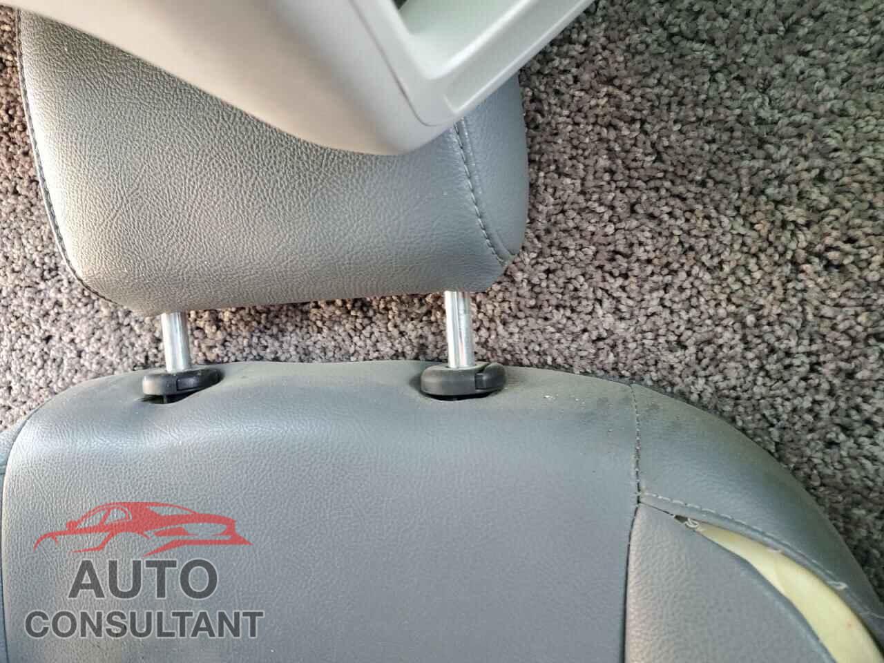 FORD TRANSIT 2019 - 1FTYR2CM3KKA48702