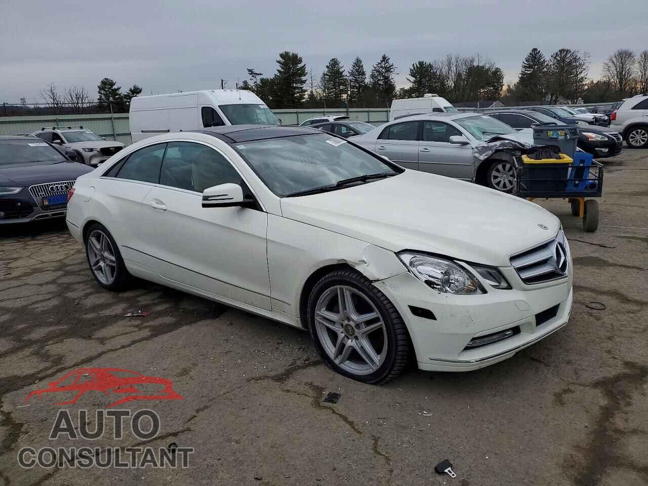 MERCEDES-BENZ E-CLASS 2012 - WDDKJ5KB3CF153254