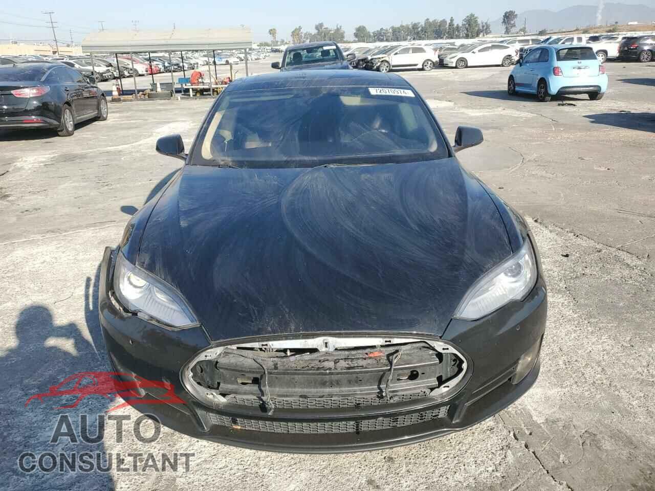 TESLA MODEL S 2014 - 5YJSA1H16EFP40654