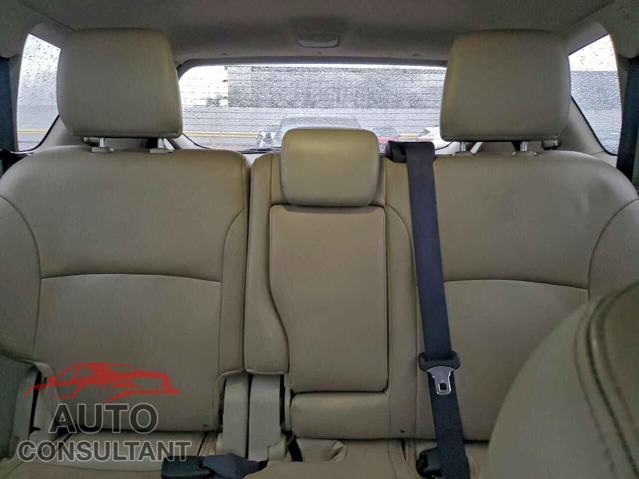 MITSUBISHI OUTLANDER 2012 - JA4JS4AX0CU014862