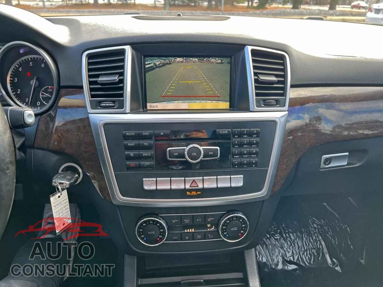 MERCEDES-BENZ M-CLASS 2012 - 4JGDA5HB7CA030625