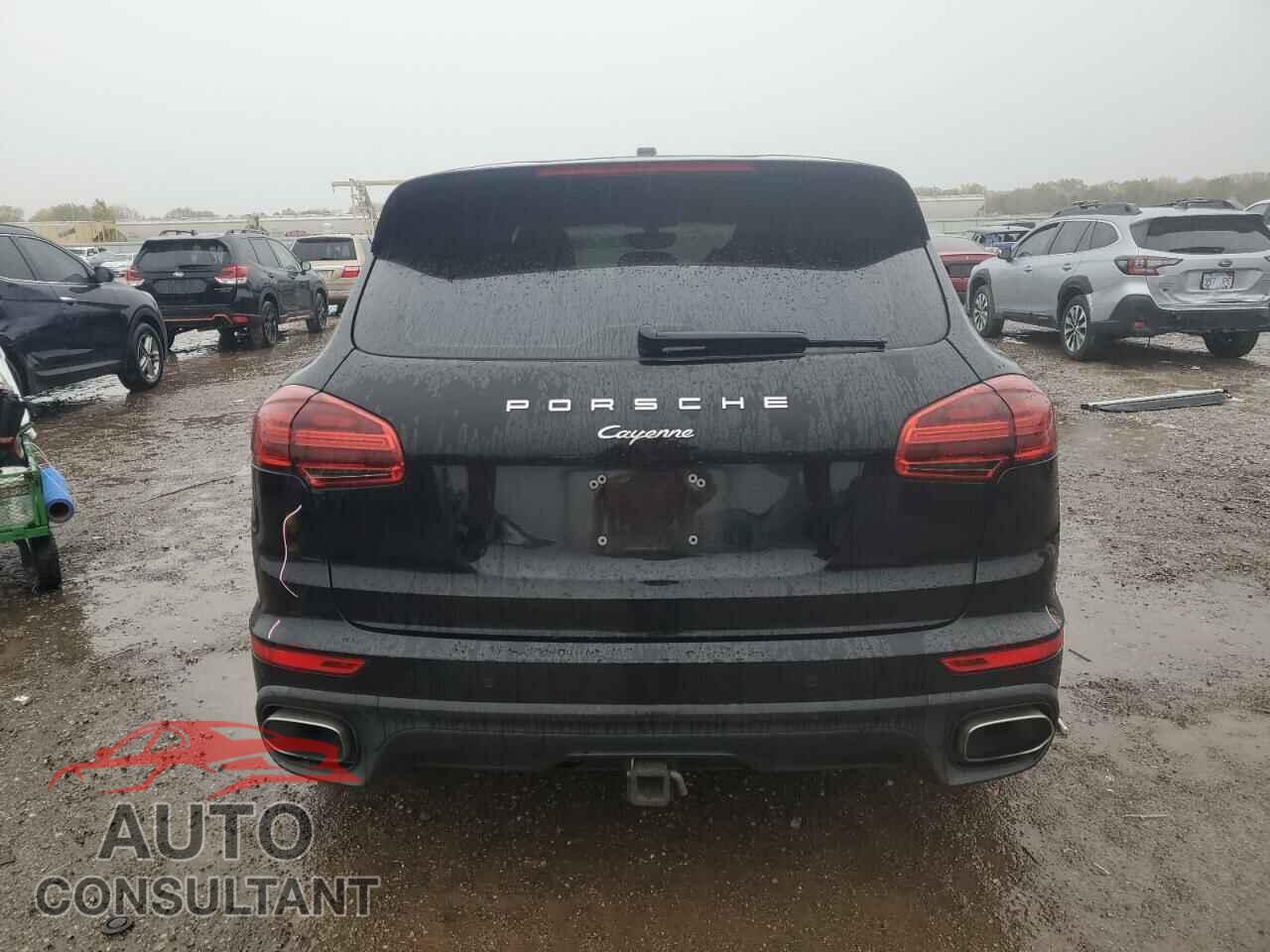 PORSCHE CAYENNE 2016 - WP1AA2A29GLA03046