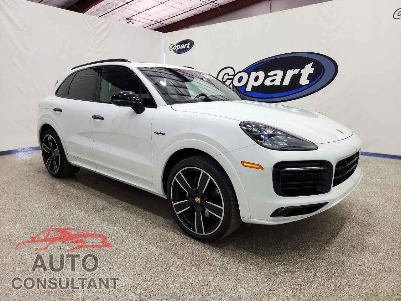PORSCHE CAYENNE 2020 - WP1AE2AY4LDA22570