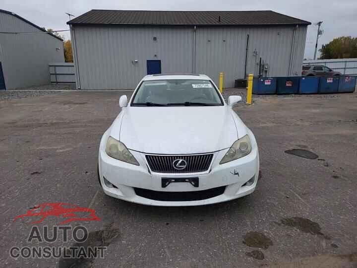 LEXUS IS 2010 - JTHCF5C29A2033010