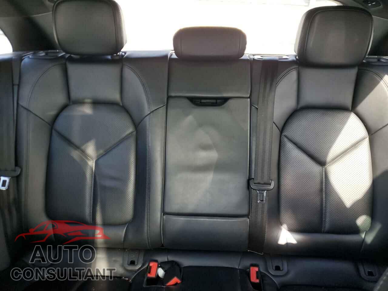 PORSCHE MACAN 2017 - WP1AB2A52HLB15048