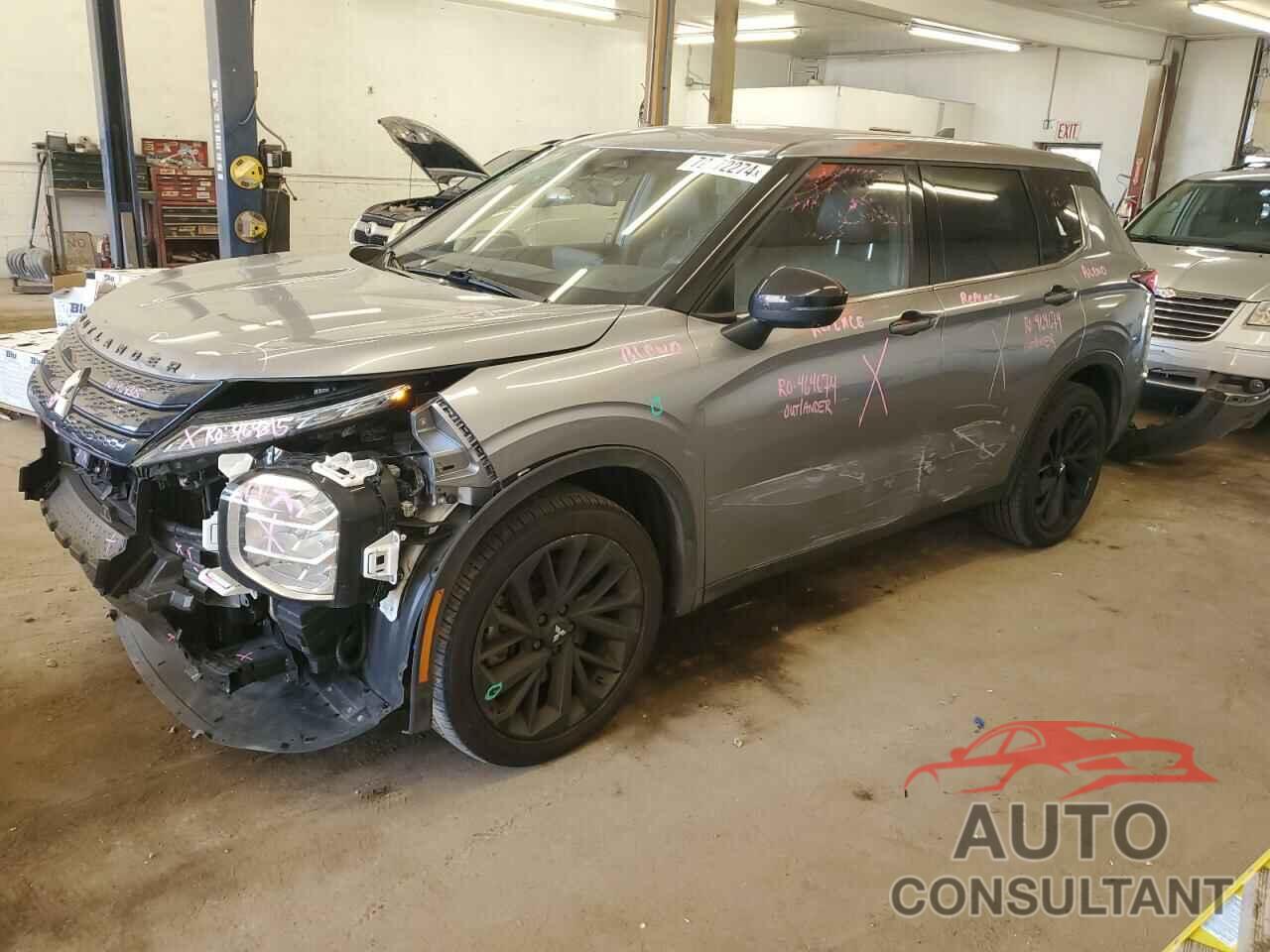 MITSUBISHI OUTLANDER 2023 - JA4J4UA80PZ014212
