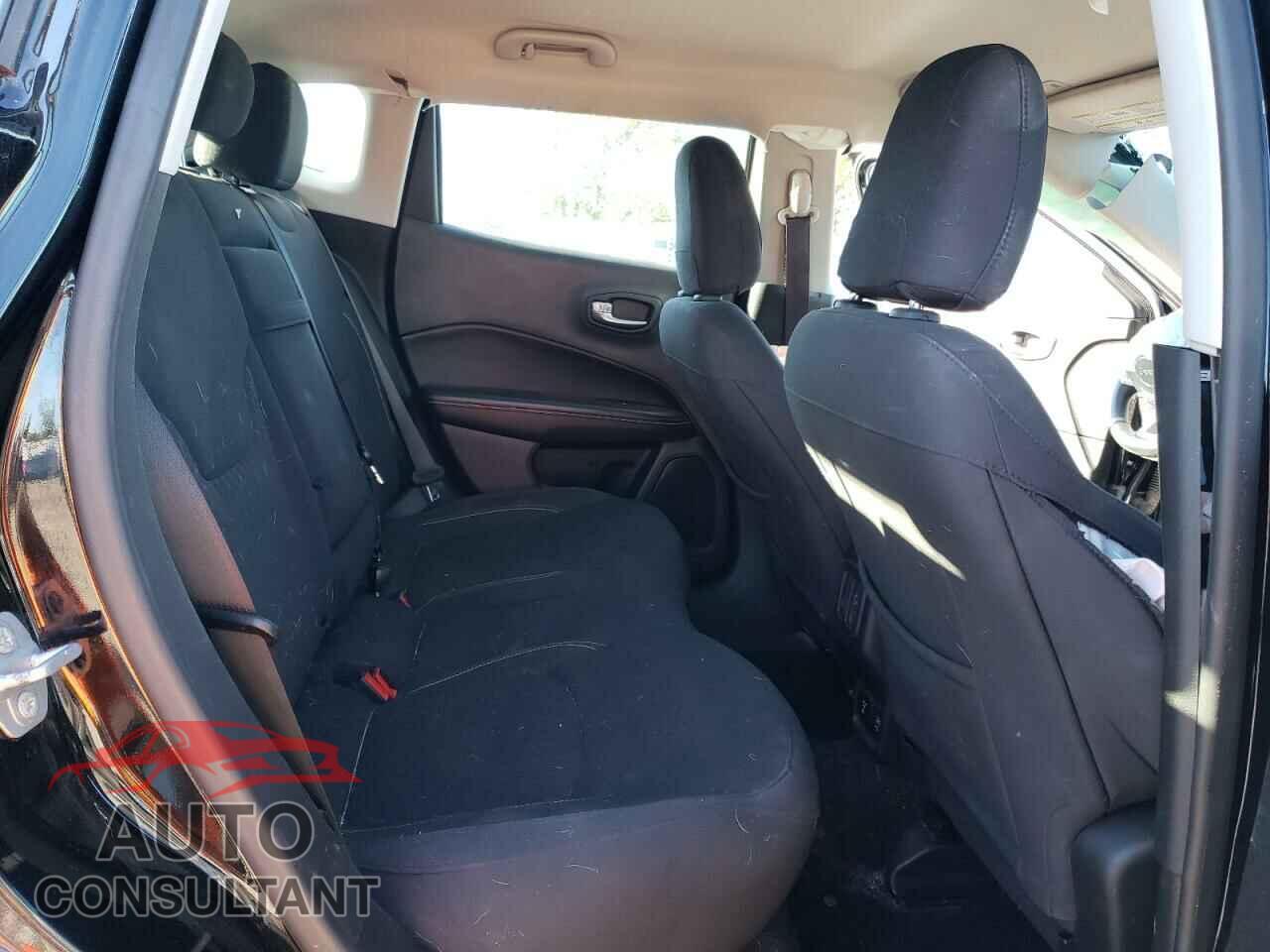 JEEP COMPASS 2019 - 3C4NJDAB6KT750227