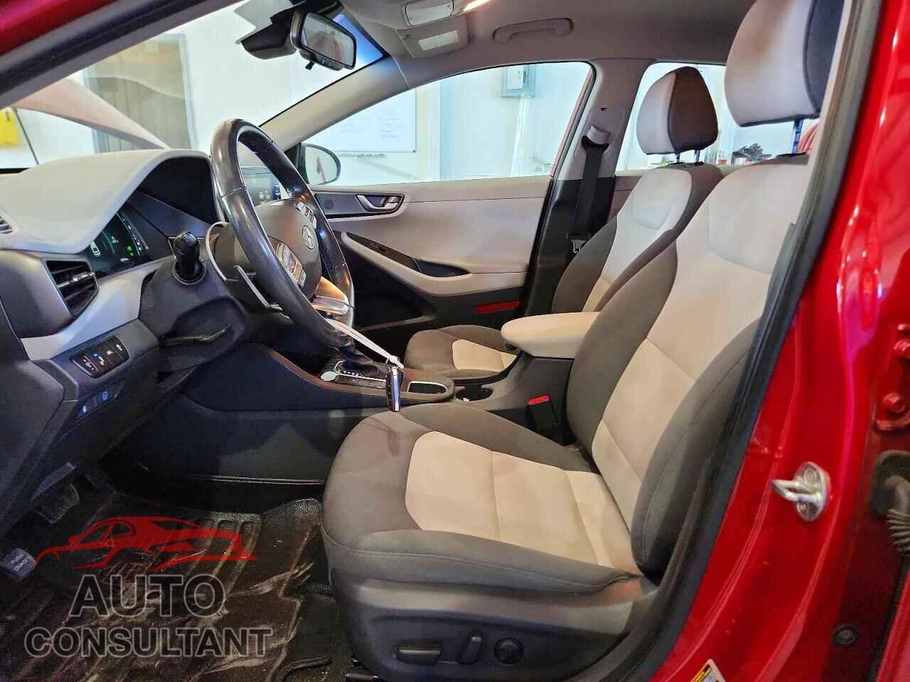 HYUNDAI IONIQ 2020 - KMHC75LC3LU242592
