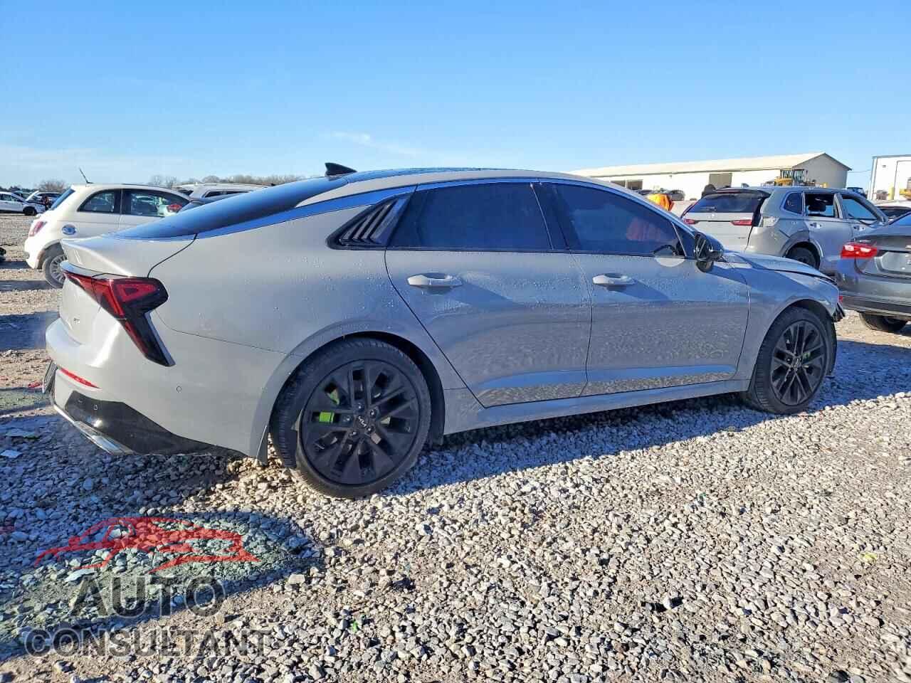 KIA K5 2026 - KNAG44J81T5417307
