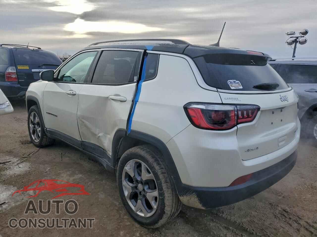 JEEP COMPASS 2019 - 3C4NJDCB6KT828602