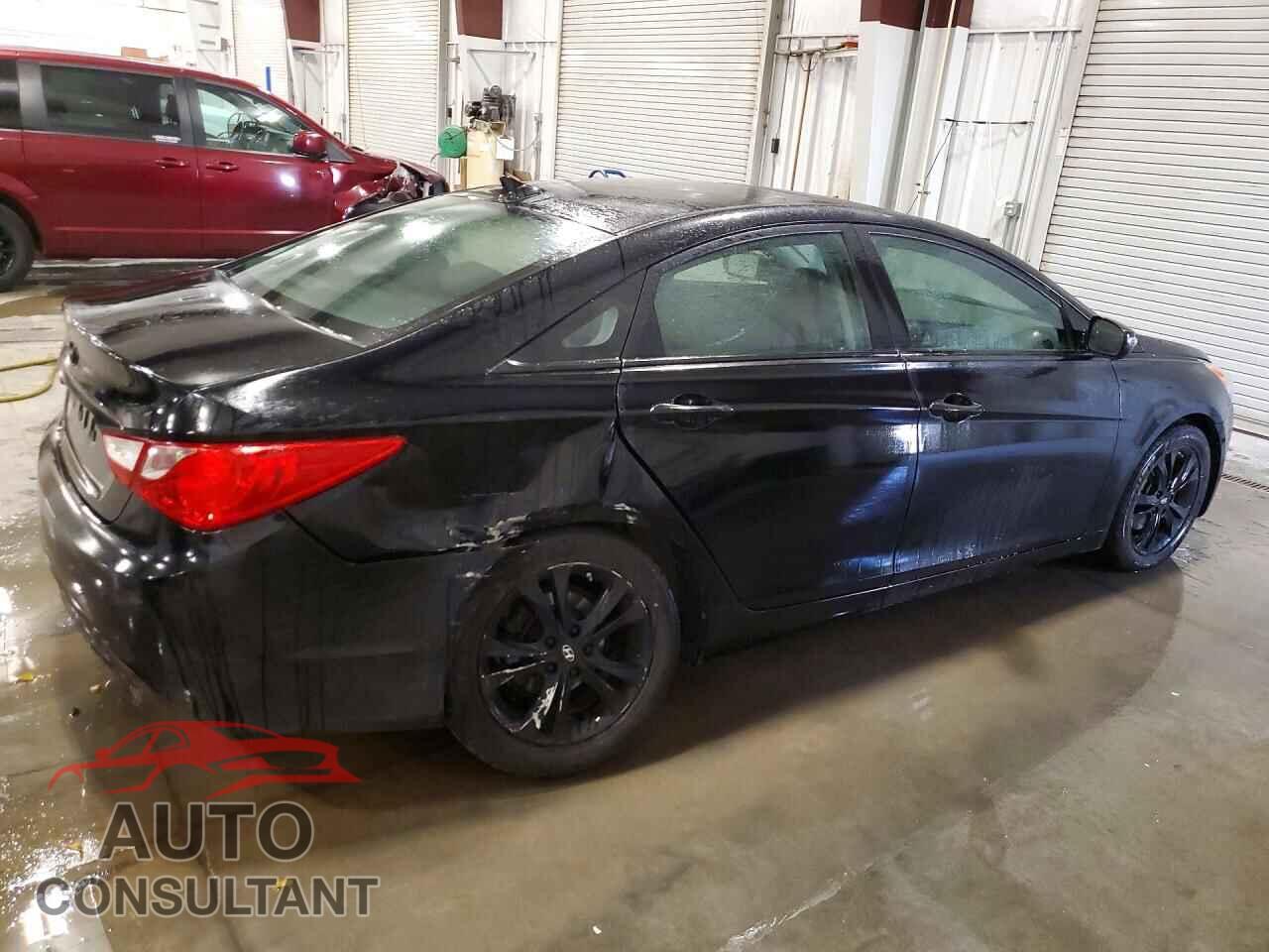HYUNDAI SONATA 2011 - 5NPEC4AC5BH228191