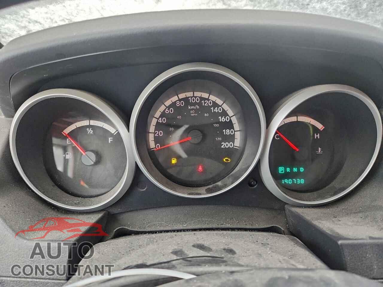 DODGE CARAVAN 2010 - 2D4RN4DE3AR470121