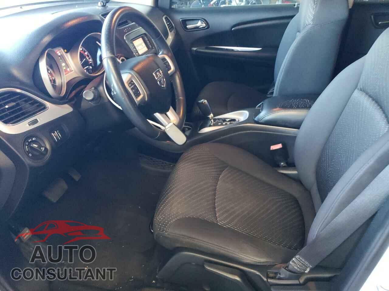 DODGE JOURNEY 2017 - 3C4PDCBB7HT534548