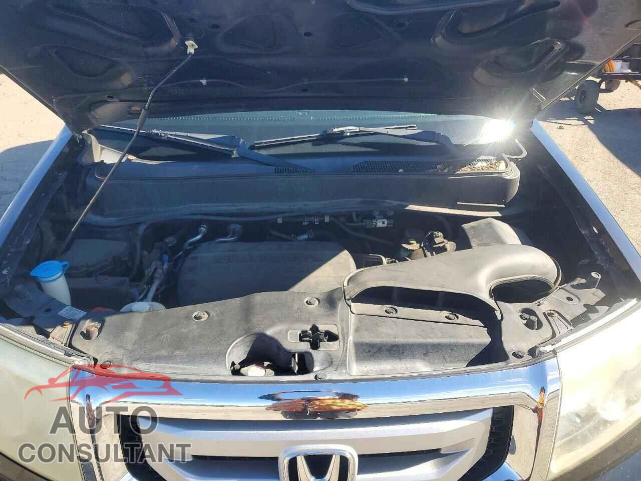 HONDA PILOT 2011 - 5FNYF4H49BB073002