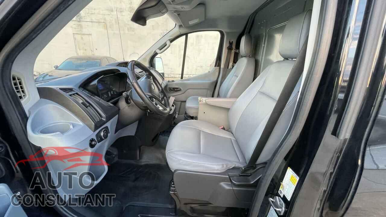 FORD TRANSIT 2017 - 1FTYE1YM4HKA48148