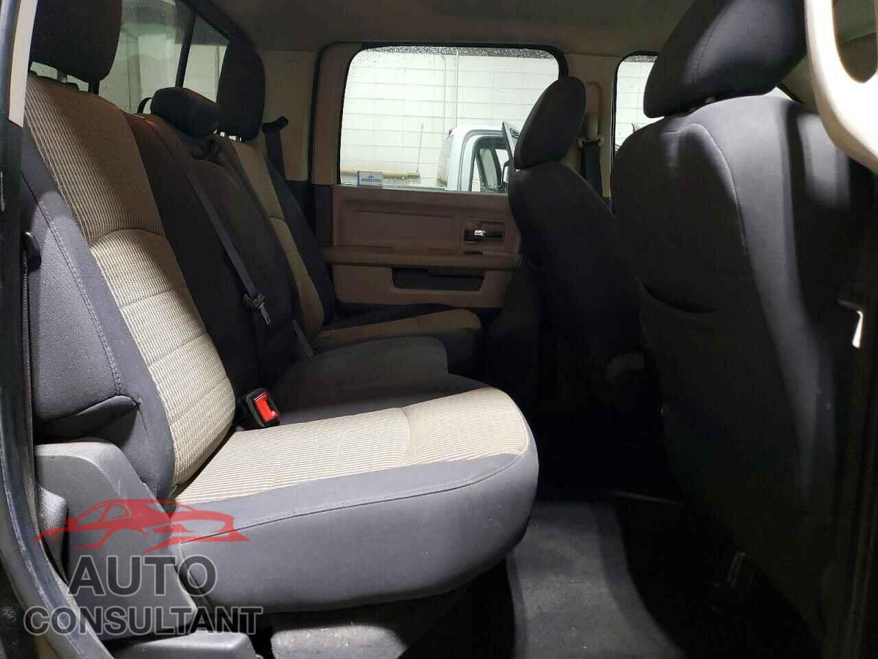 DODGE RAM 1500 2012 - 1C6RD7LT1CS178655