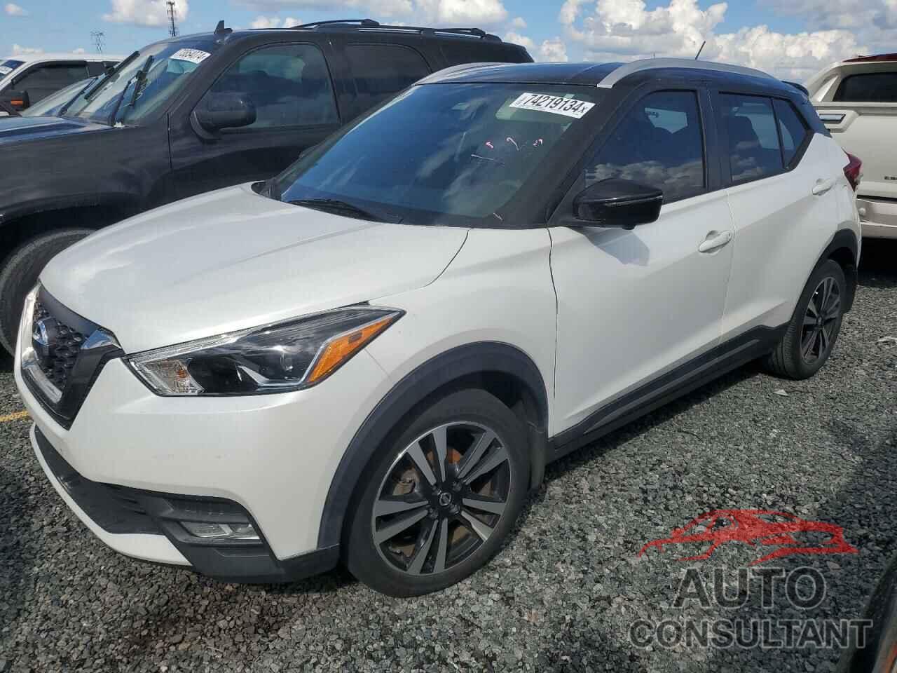 NISSAN KICKS 2018 - 3N1CP5CU0JL542839