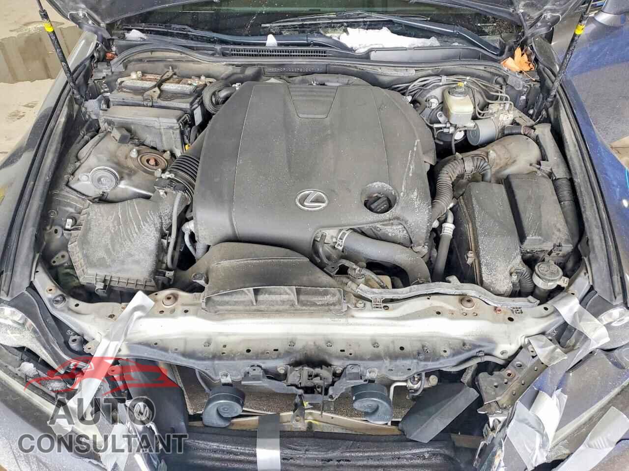 LEXUS IS 2015 - JTHCF1D23F5024719