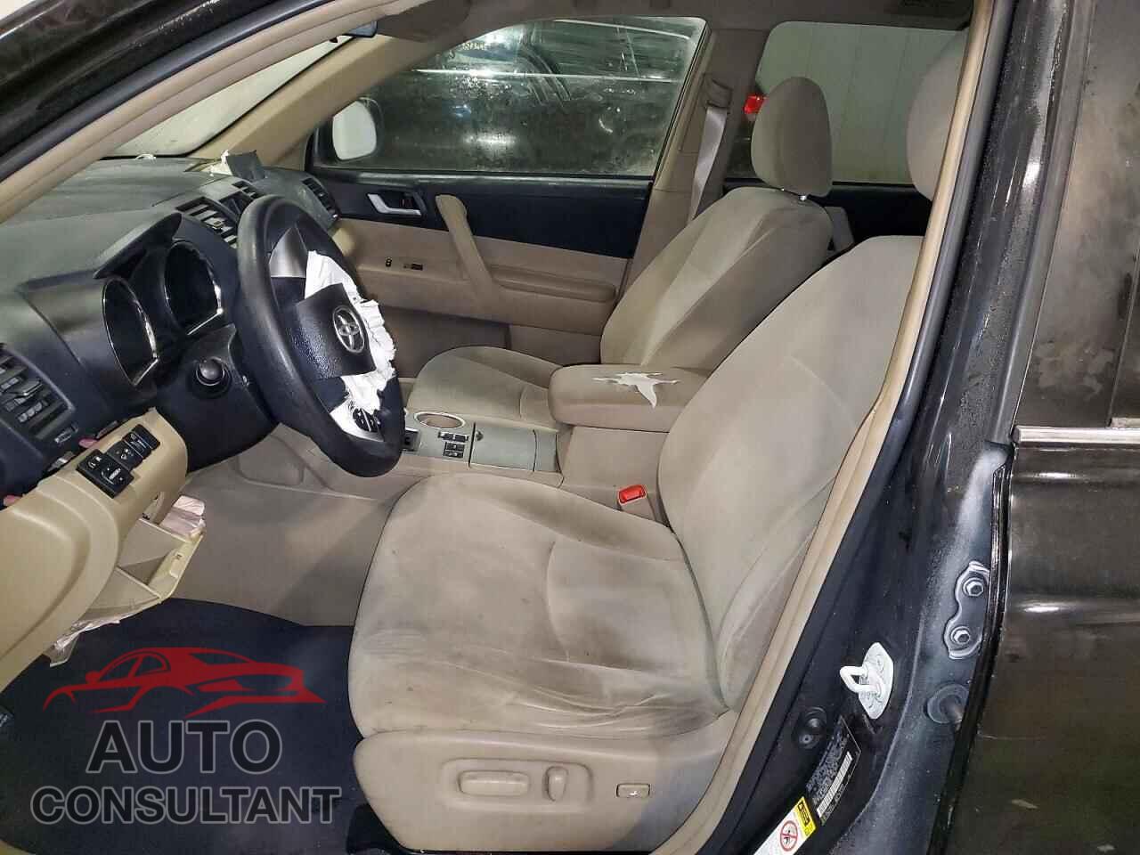 TOYOTA HIGHLANDER 2013 - 5TDBK3EH8DS236854