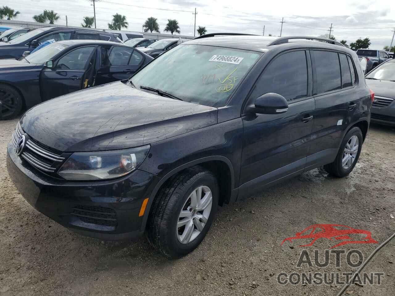 VOLKSWAGEN TIGUAN 2017 - WVGAV7AX5HK041181