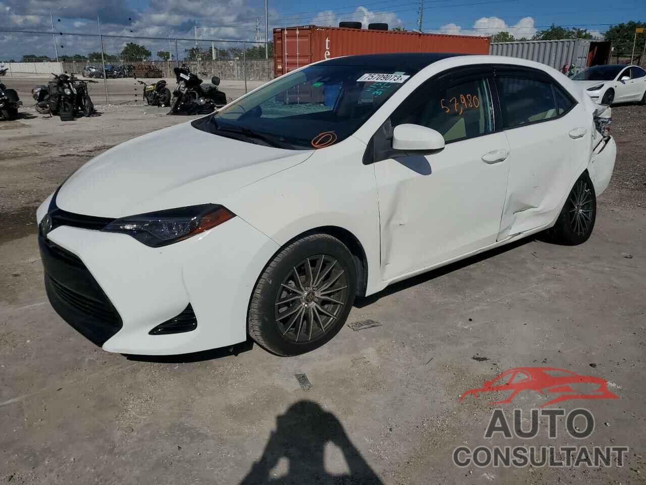 TOYOTA COROLLA 2017 - 5YFBURHE2HP737042