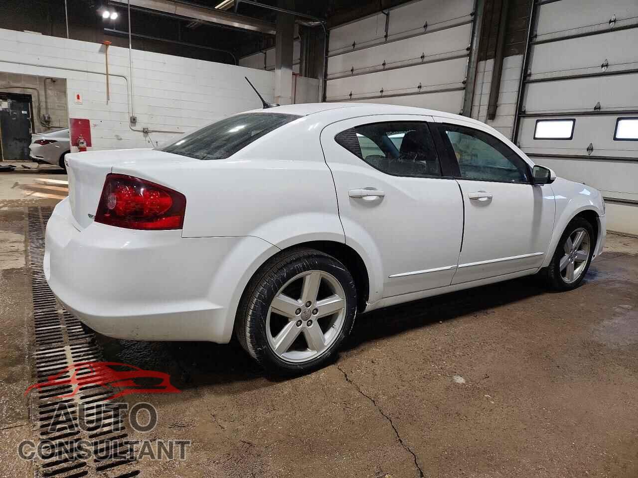 DODGE AVENGER 2013 - 1C3CDZCB7DN663226