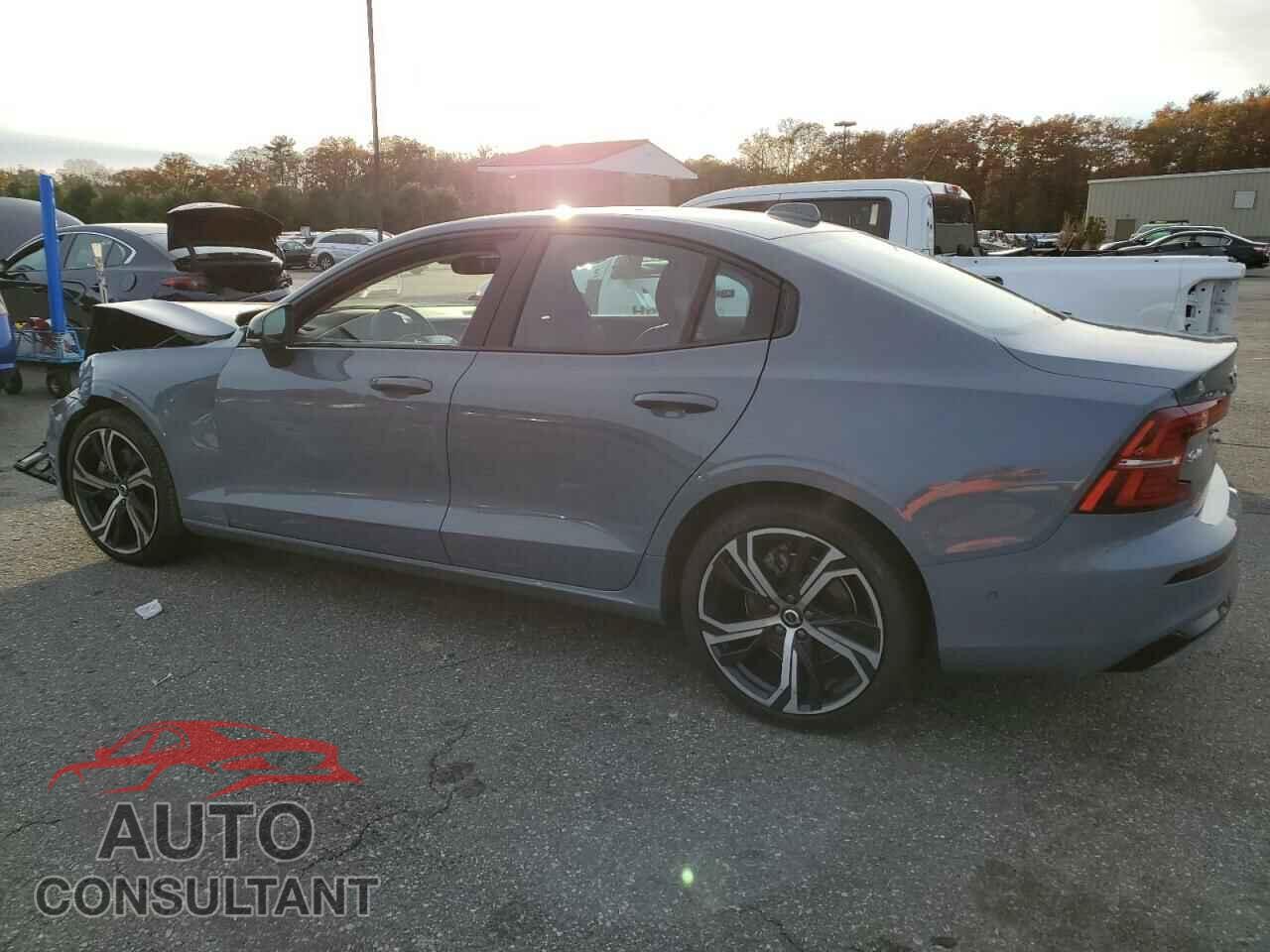 VOLVO S60 PLUS 2023 - 7JRL12TW4PG227149