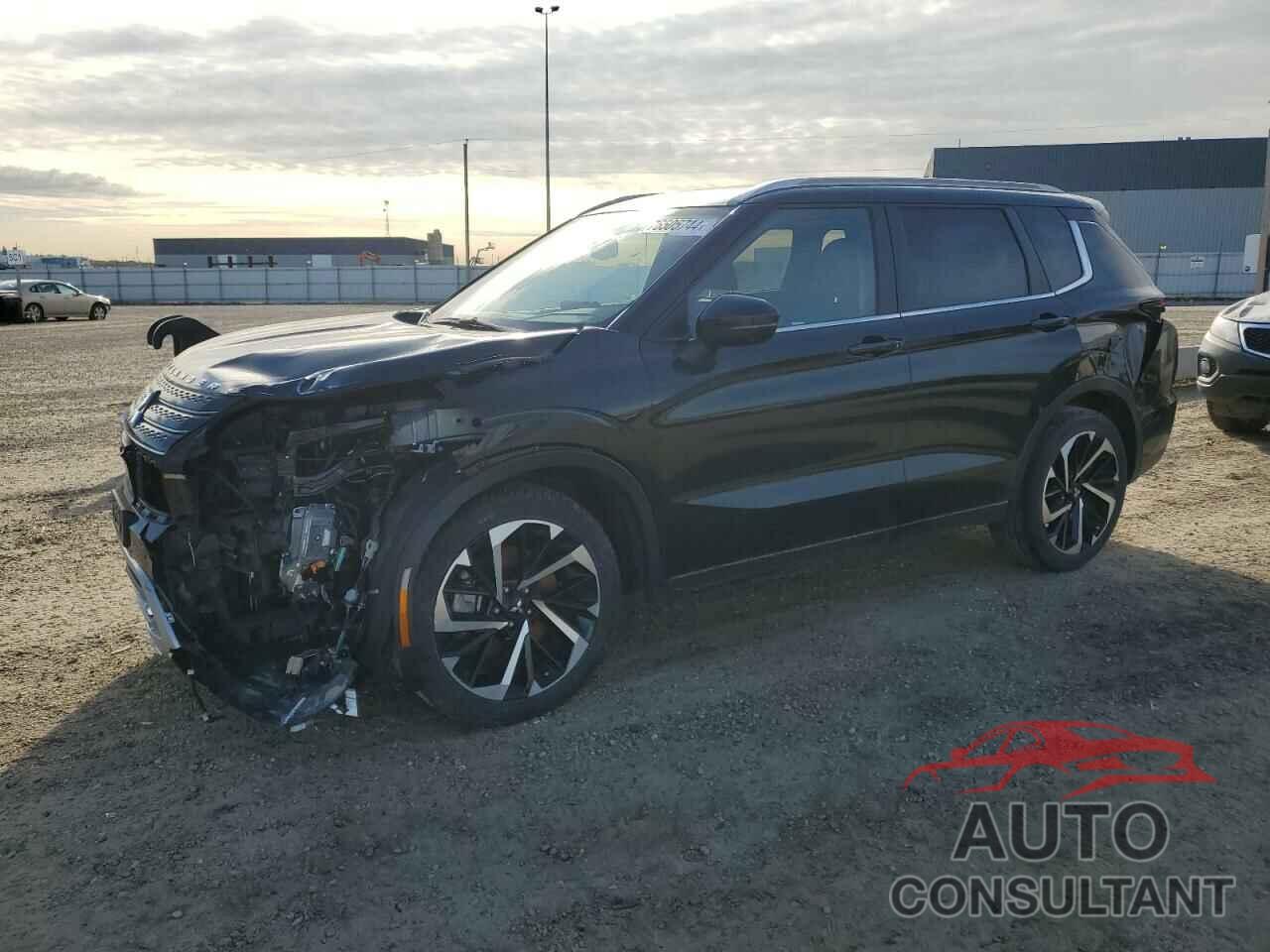 MITSUBISHI OUTLANDER 2023 - JA4J4UA82PZ622166