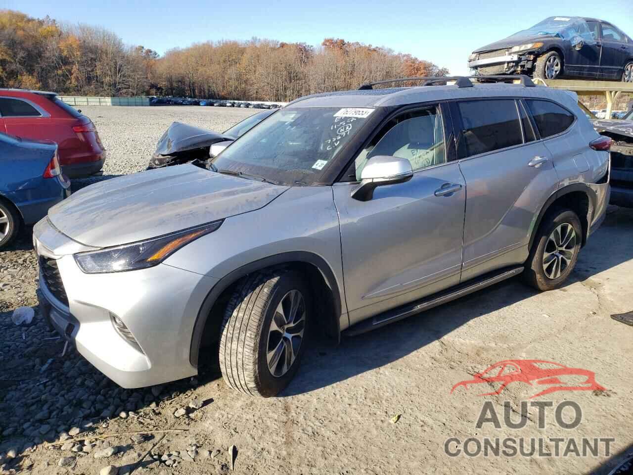 TOYOTA HIGHLANDER 2022 - 5TDGZRBH4NS575671