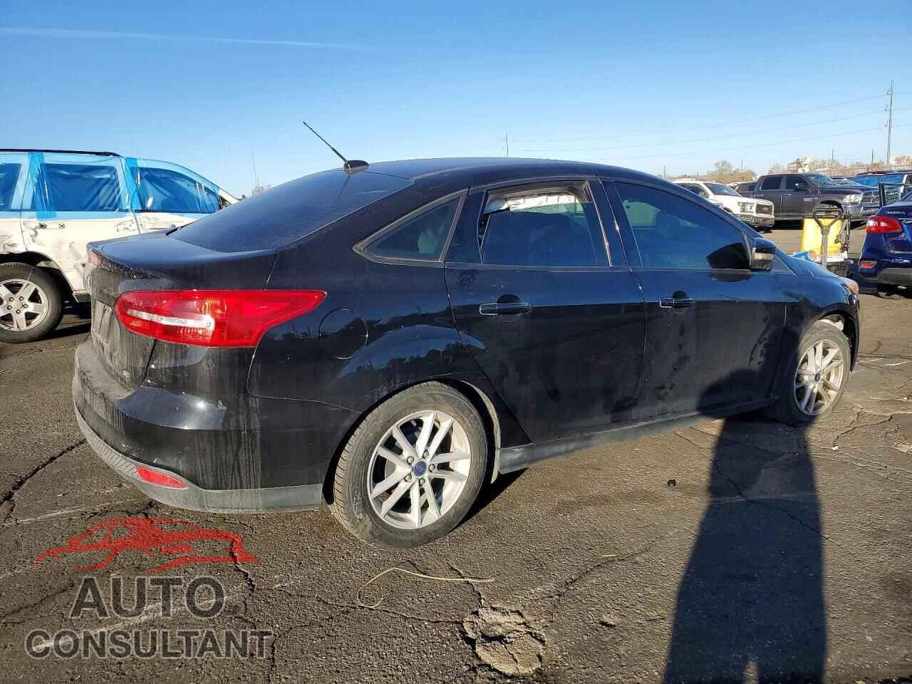 FORD FOCUS 2017 - 1FADP3F28HL258838