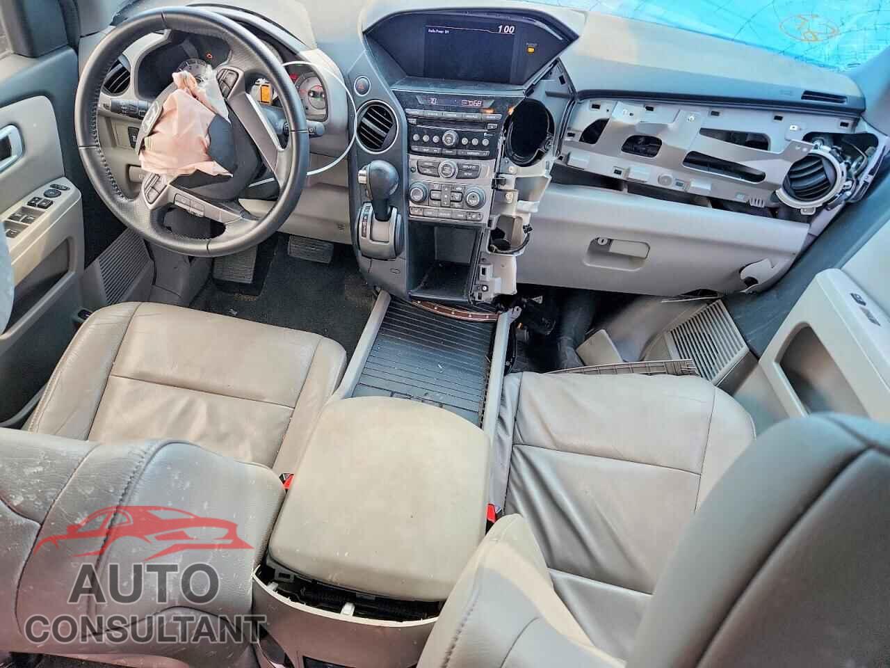 HONDA PILOT 2013 - 5FNYF4H52DB014689