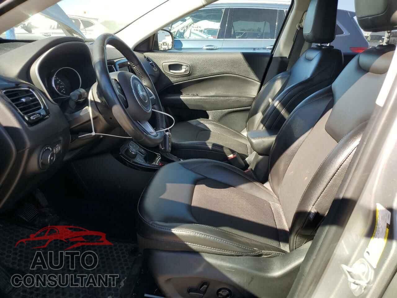 JEEP COMPASS 2018 - 3C4NJDBB1JT298961