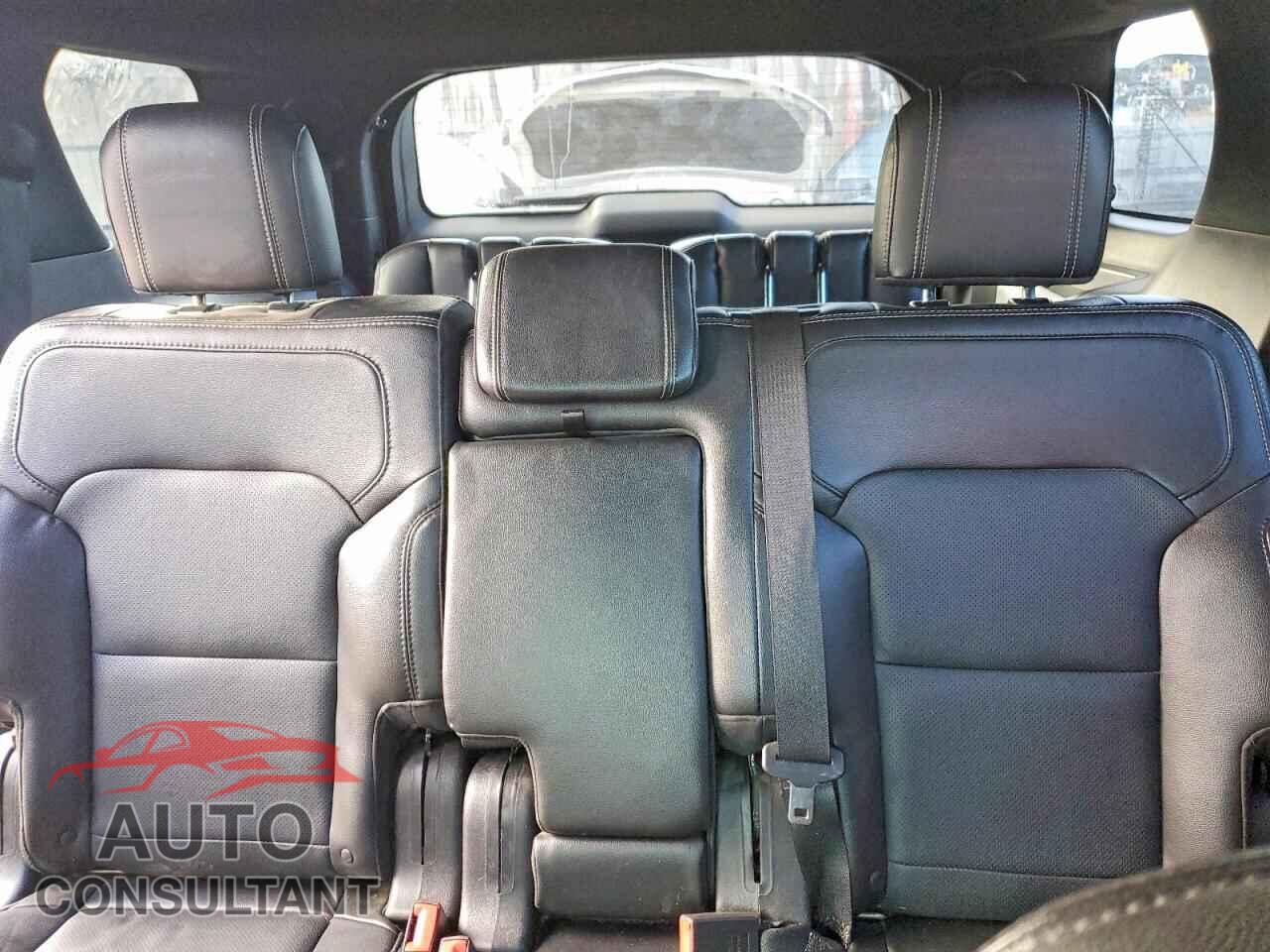 FORD EXPLORER 2016 - 1FM5K8F82GGD15519